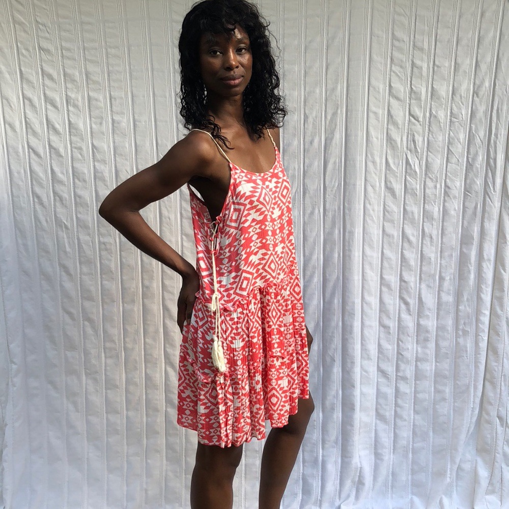 Light Flowing Summer Dress in Coral and White